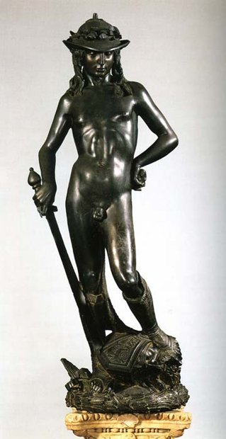 Donatello, David, ca 1440. Bronzo parzialmente dorato, Firenze, Museo Nazionale del Bargello