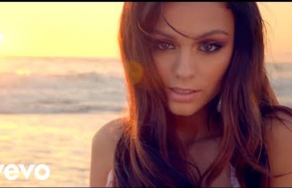 Cher Lloyd - Oath ft. Becky G