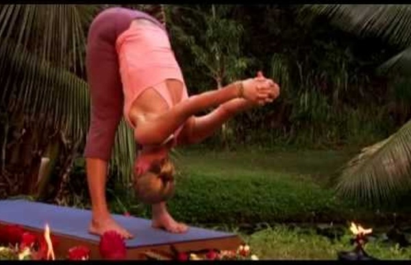 Yoga pour débutants - Etirement de la colonne vertébrale