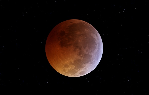 Eclipse_final_med.jpg (JPEG Image, 2200x1402 pixels) - Scaled (40%)