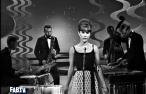Astrud Gilberto and Stan Getz: THE GIRL FROM IPANEMA - 1964