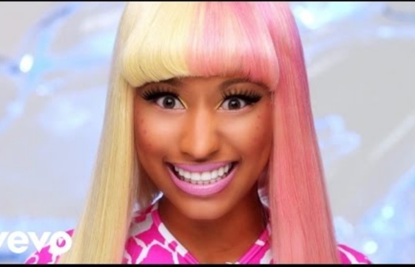 Nicki Minaj - Super Bass‬‏