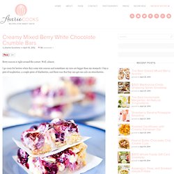 Creamy Mixed Berry White Chocolate Crumble Bars