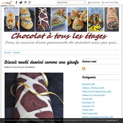 Biscuit roulé dessiné comme une girafe