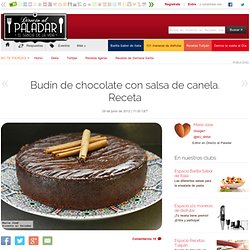 Budín de chocolate con salsa de canela. Receta