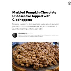marbled-pumpkin-chocolate-cheesecake-topped-with-clodhoppers