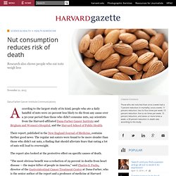 Nut consumption reduces risk of death