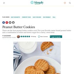 Easy Peanut Butter Cookies {Homemade}