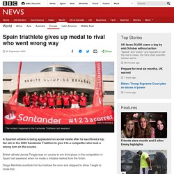 Spain triathlete gives up medal to rival who went wrong way