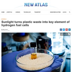 Sunlight turns plastic waste into key element of hydrogen fuel cells